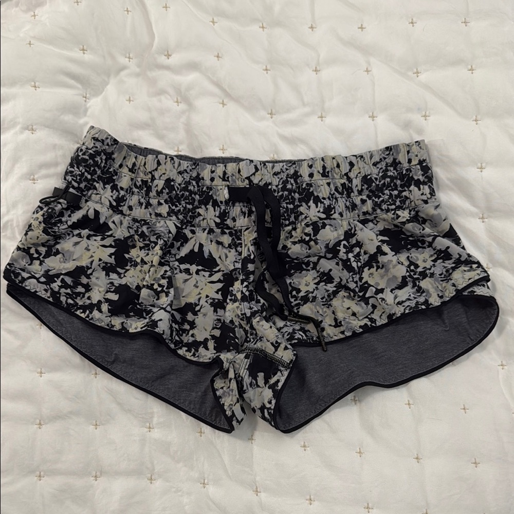 Lululemon Reversible Floral Black and Gray Athletic Shorts